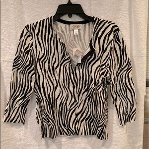 NWT Black and white striped print button down top